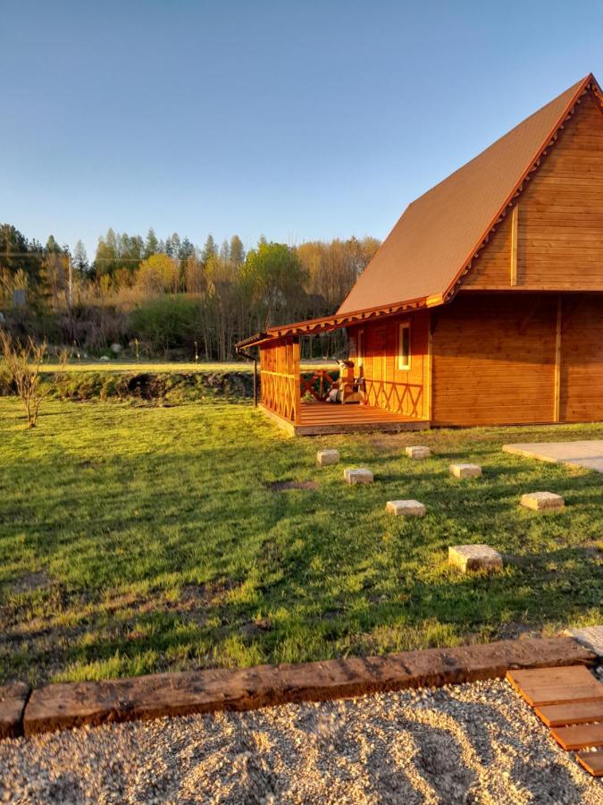 FlorczakiPensjonat Agroturystyczny Pod Modrzewiem住宿加早餐旅馆 外观 照片